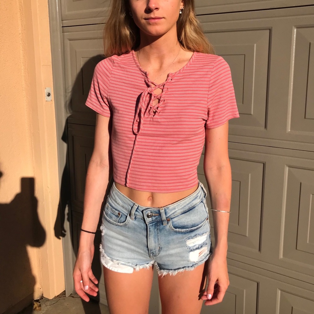 pink striped t shirt
